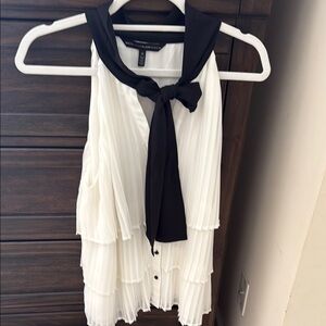 WHBM White Pleated Sleeveless Blouse with Black Bow